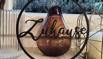 Оформление окна "Home | Zuhause"
