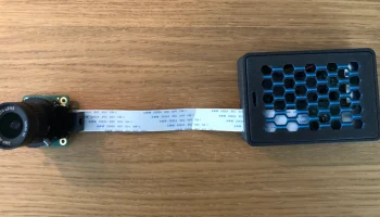 Чехол Raspberry Pi 3/4 B+ с гнездом для кабеля камеры 2