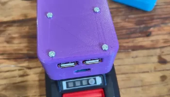 Зарядное устройство Ozito PXC 20 В 100 Вт USB-PD и USB-A (QC 1