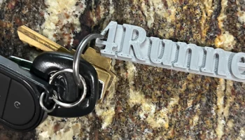 Брелок 4Runner 1