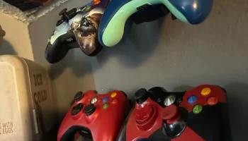 КОНТРОЛЛЕР XBOX 4