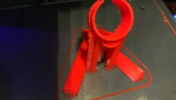 подставка для микрофона диаметром 32 мм............. 6