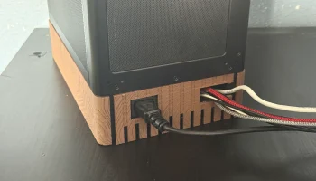 Вертикальная подставка Lian Li A3-mATX 7