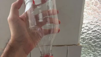 Устройство подачи воды для растений...... 1