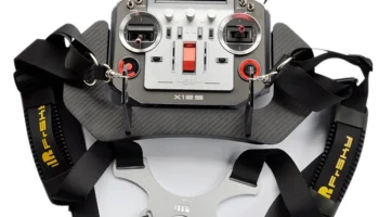 Зажимы для ремня безопасности FlySky i6X своими руками..... 1
