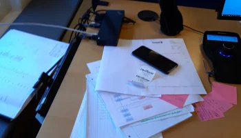 Вешалка для компьютера Lenovo 1