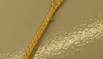 Прижимные лапки для швейной машины для сращивания линий.... 2