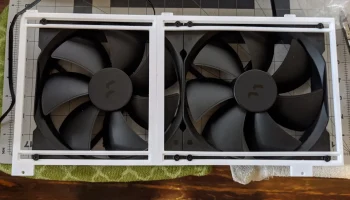 Fractal Design Torrent Салазки для вентилятора 180 мм (42... 1