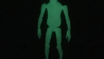 Шарнирная фигурка Fallout 4 Glowing One 4