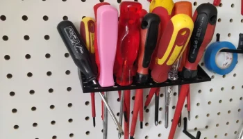 Держатель отвертки Pegboard 2