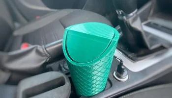 Автомобильный мусорный бак 2