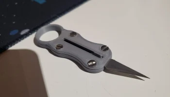 Тонкий выдвижной брелок Xacto Blade