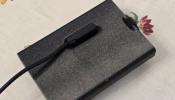 Деталь SenseCAP T1000-E для воротника подбородка........ 1