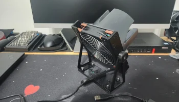 Крепление для настольного вентилятора в стиле Noctua... 1