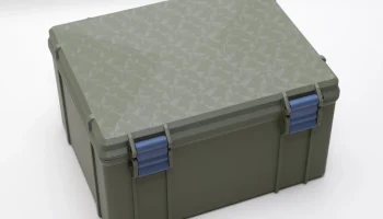 Компактный ящик для хранения "KVM Field Kit"........ 8