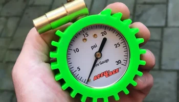 Крышка манометра в шинах 2,2 дюйма Victor AccuGauge......