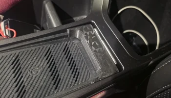 KIA EV6 - адаптер для iPhone 17 Pro 2