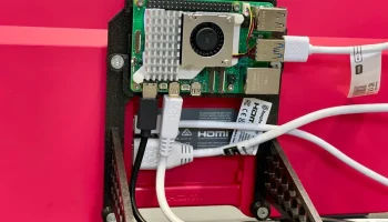 Подставка для монитора Raspberry Pi 7