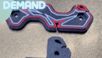 PORTE CLES MINI МУЛЬТИТУЛС ДИЗАЙН IRONMAN