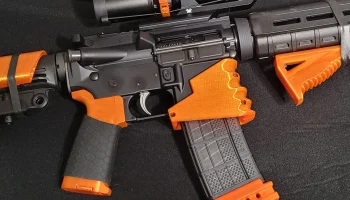 AR AM-15 Рифленая рукоятка Magwell