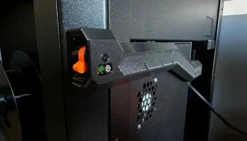 Адаптер выключателя питания Prusa Core One L.........