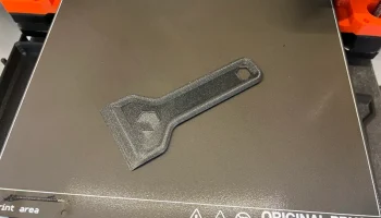 Prusa Spatula remix - с большим отверстием для подвешиван... 4