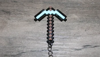 Коллекция ключей Minecraft с мечом и киркой............ 2