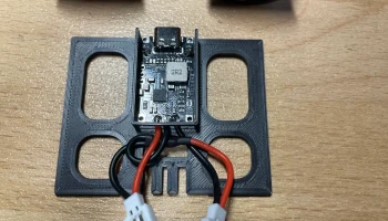 ДЕРЖАТЕЛЬ АККУМУЛЯТОРА SMARS LIPO 2S 7,4V С ЗАРЯДНЫМ МОДУ... 1