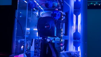 Ruban Led (Направляющая / Монтажный кронштейн) Специально... 2