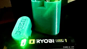 RYOBI LITUIM USB TYPE - C чехол с держателем батареи......
