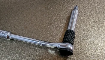 Зажим для ракеты Topeak с храповым механизмом и отверткой... 2