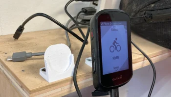 Подставка для зарядки велокомпьютера Wahoo или Garmin Подставка для зарядки велокомпьютера Wahoo или Garmin