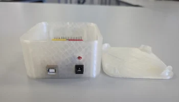 Корпус для Arduino Uno с шилдом драйвера ЧПУ............