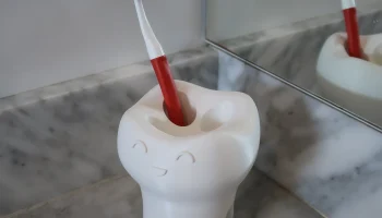 Кавайный держатель для зубных щеток... 1