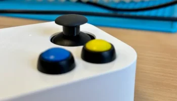 Универсальный пульт дистанционного управления......... 3