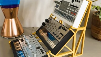 Подставка и стойка Korg Volca Подставка и стойка Korg Volca