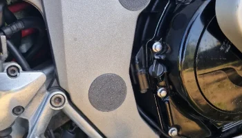 Заглушки рамы Honda CBR1100XX Super Blackbird