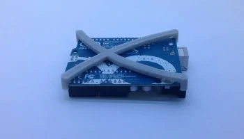 Подставка/держатель Arduino Uno 9