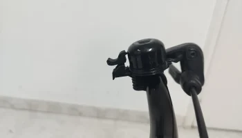 Запасная часть велосипедного звонка...