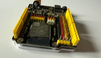 Плата управления Keyestudio ESP32 PLUS