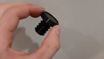 Торцевая крышка велосипедного руля, которую можно распеча...
