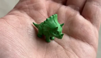 Cute Triceratops Mini - крошечная фигурка динозавра... 1