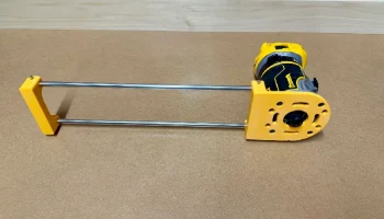 Фрезерный станок Dewalt DCW600 для кругов и кромок.......... 1