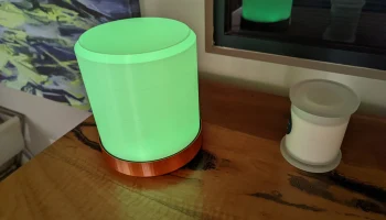 Декоративная RGB-лампа 8