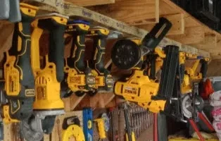 Крепления для инструментов DeWalt