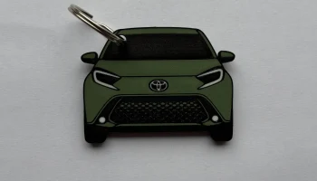 Автомобильный брелок - Toyota Aygo X 1