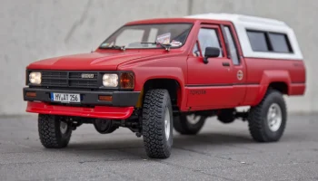 RC4WD 1987 Toyota XtraCab Задняя кабина 7