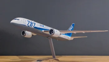 Боинг 787-8 - 1:144 3