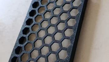 IPHONE 16e - крышка шестиугольного дизайна... 2