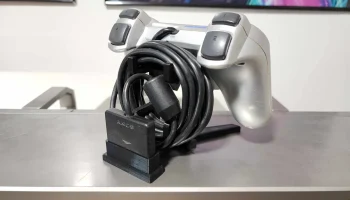 Держатель/подставка для контроллера PS1/PS2/Playstation..... 2